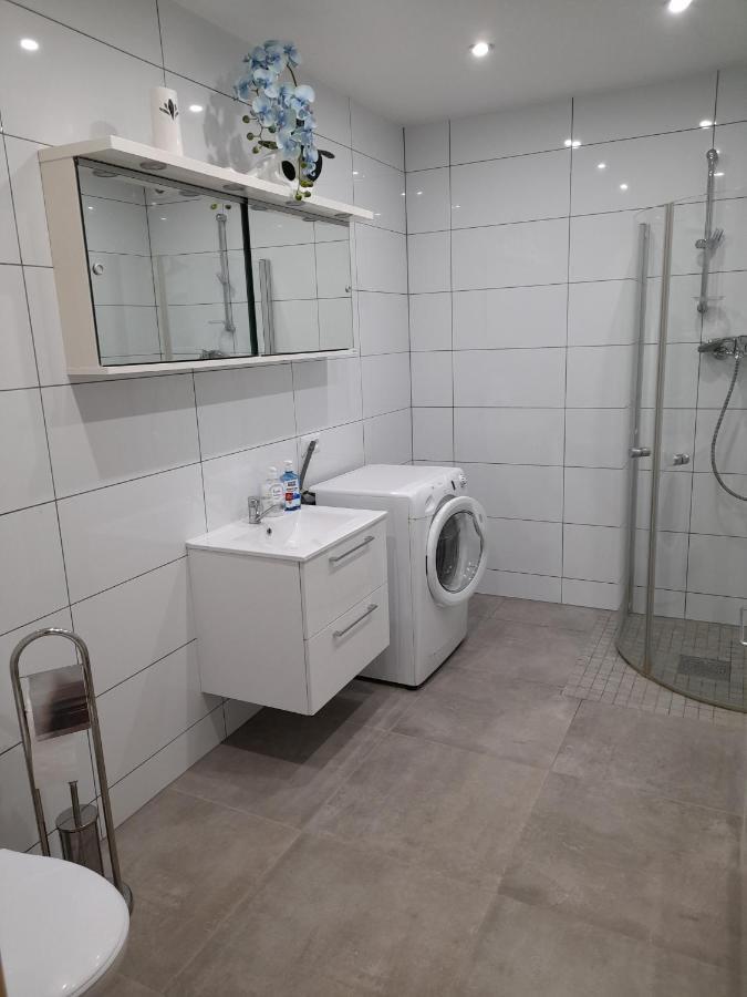Ferienhaus Przystanek Nowekoprzywno - Zolty Pod Kasztanem